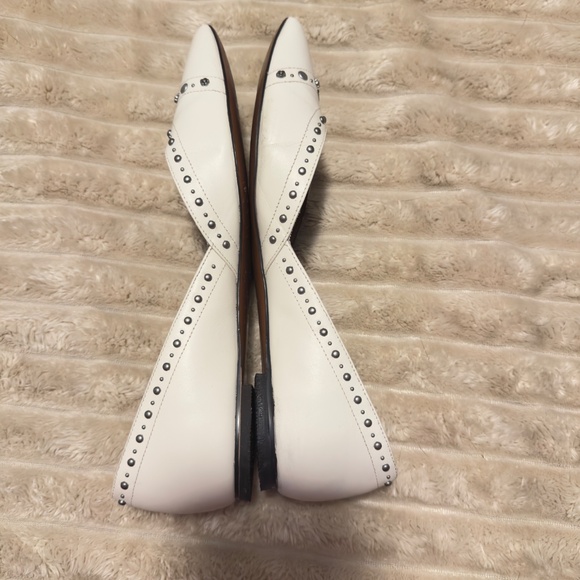 Coach Valintina Pointed Flats With Studs In Off White Leather Women’s Sz 8 - Picture 5 of 10